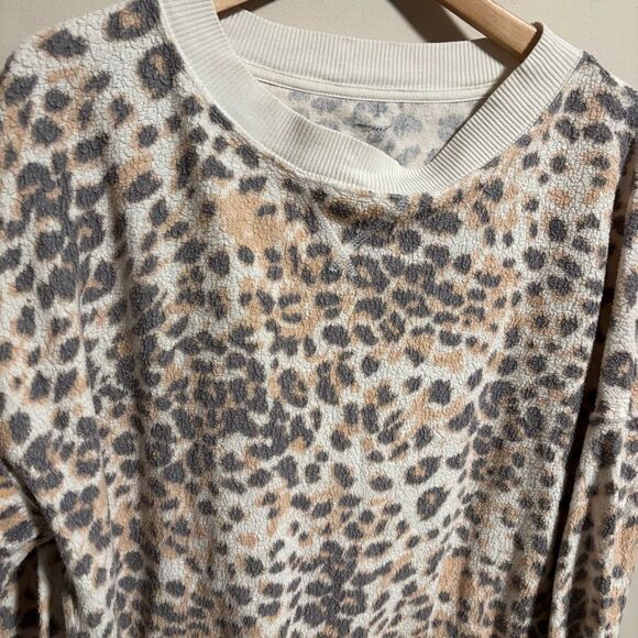 Aerie Oversized Summer Fleece Sweatshirt Leopard- Size Large - Picture 2 of 7